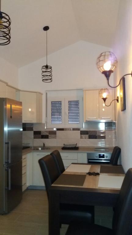 Apartment Vila Mirela Krimovica Екстериор снимка