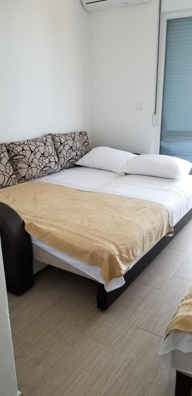 Apartment Vila Mirela Krimovica Екстериор снимка
